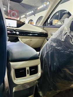 Dongfeng Aeolus Huge